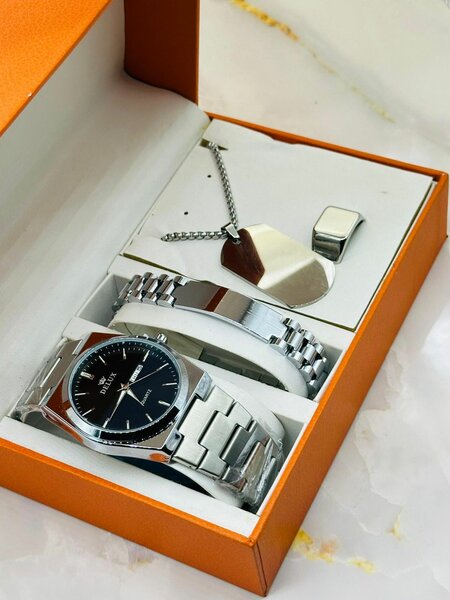Montre homme avec bracelet et pendentif
