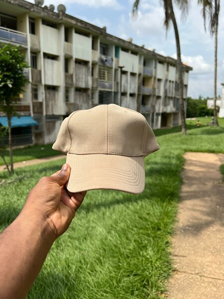 Casquette beige unisexe