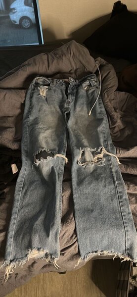 Jean déchiré décontracté