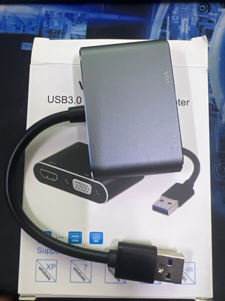 Adaptateur USB 3.0 à HDMI/VGA