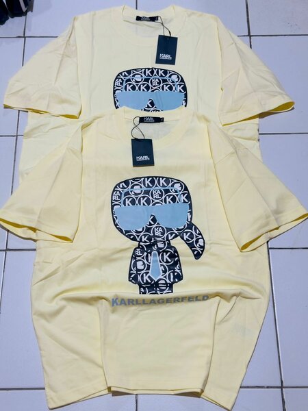 T-shirt graphique tendance