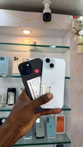 iPhone 15 simple disponible