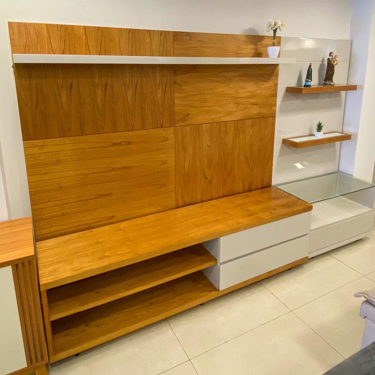 Meuble TV en bois moderne