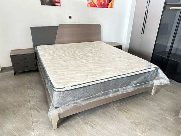 Modern Wooden Bed Frame with Mattress