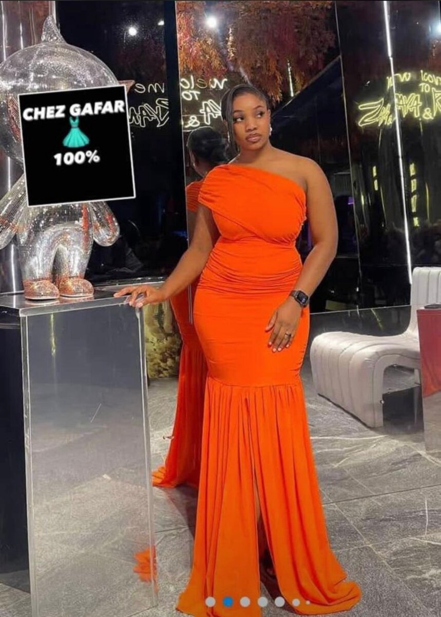 Robe asymétrique élégante