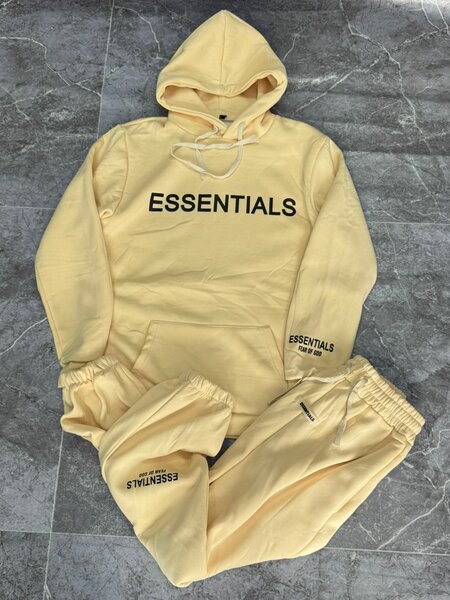 Costume de survêtement Essentials