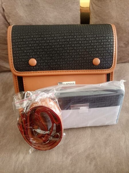 Sac à bandoulière en cuir marron HILARIUS