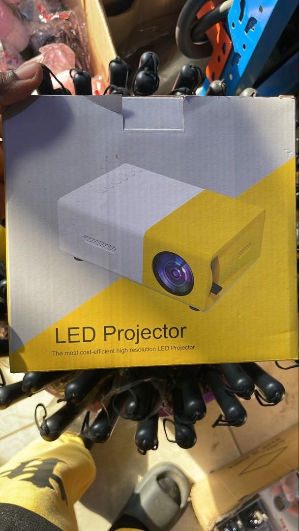 Mini projecteur LED