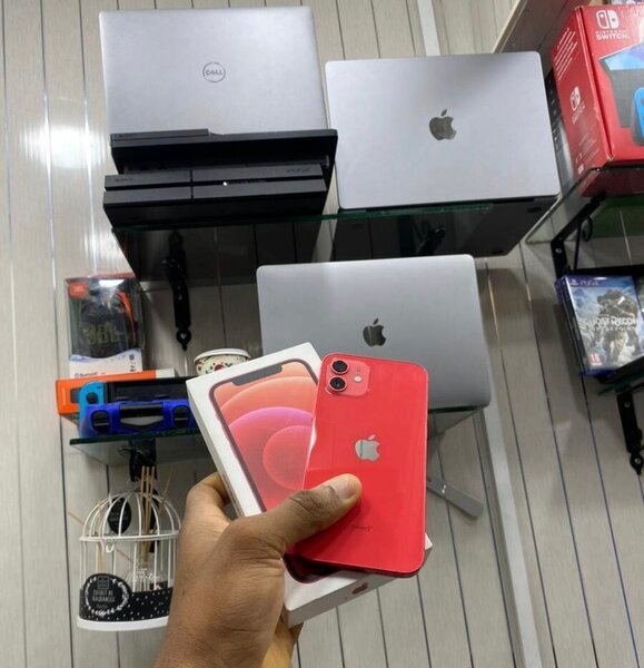 iPhone 12 rouge 64GB