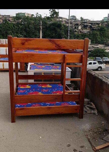 Lit superposé en bois pour enfants