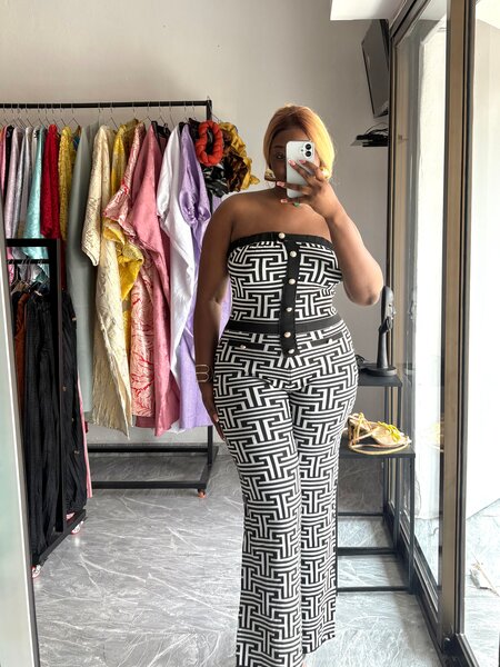 Combinaison sans bretelles élégante