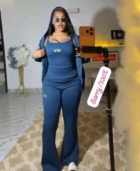 Ensemble sportif bleu femme