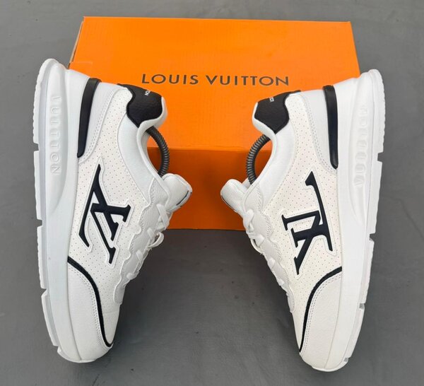 Baskets Louis Vuitton Blanches