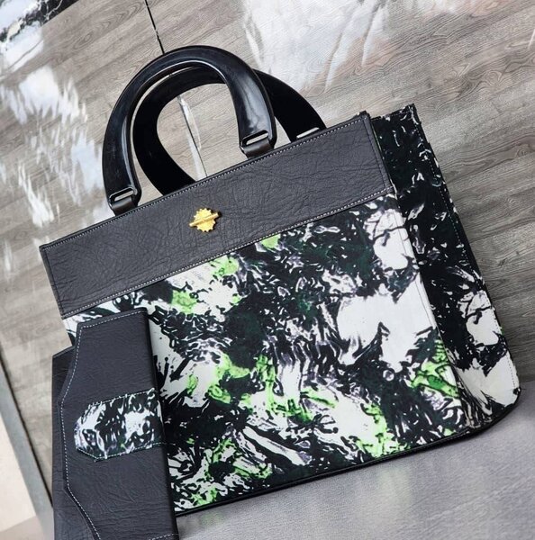 Sac cabas en cuir artistique