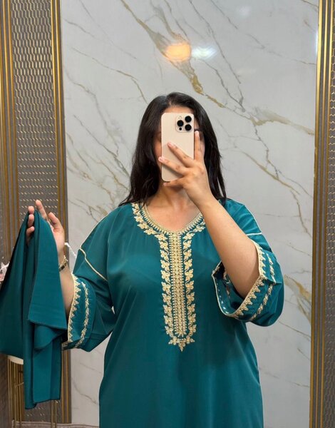 Robe Orientale Émeraude