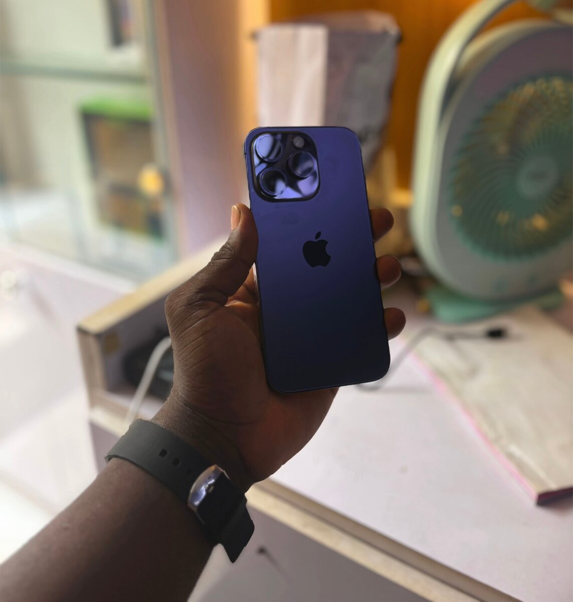 Apple iPhone 14 Pro - Smartphone