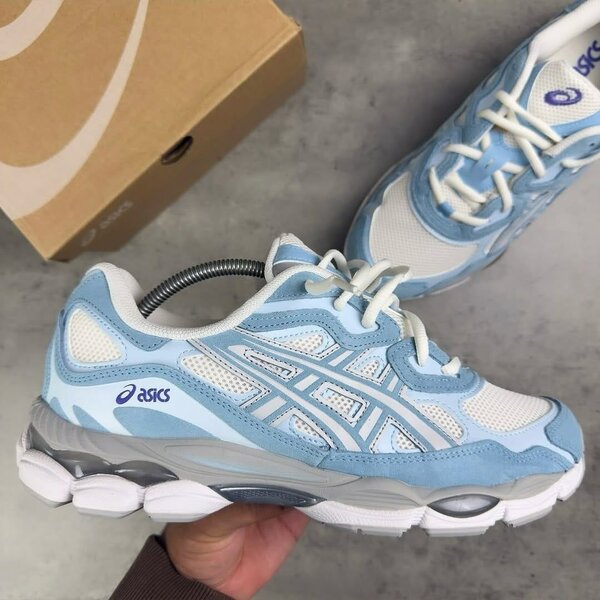 Chaussures de running ASICS