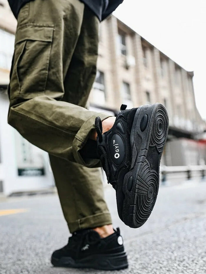 Baskets en cuir noir pour homme OGY