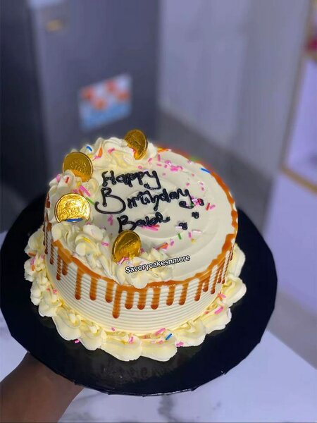 Gâteau d'anniversaire décoratif