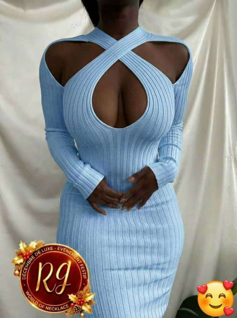 Robe moulante à découpes sexy