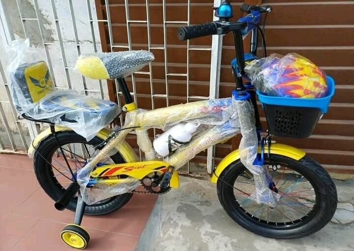 Vélo Enfant avec Panier