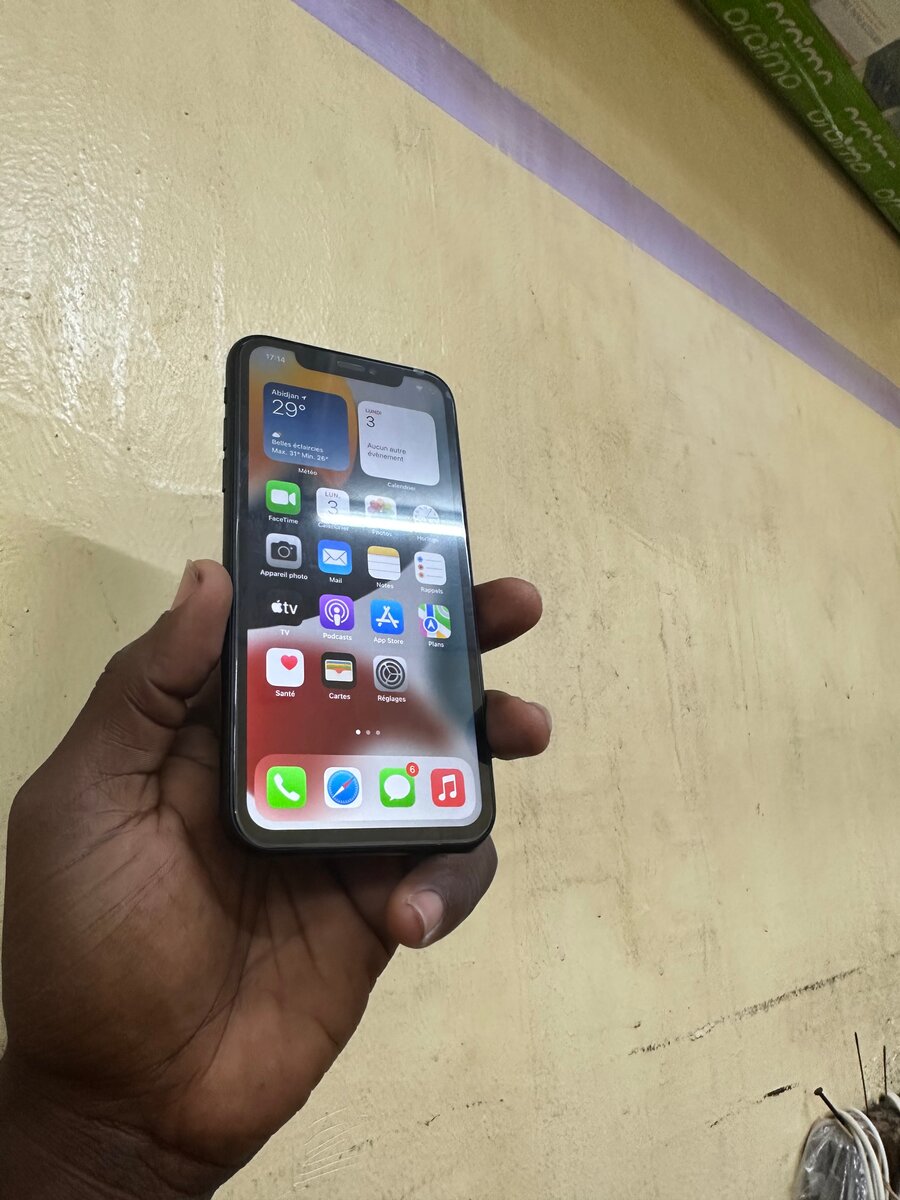 iPhone XR 64GB Noir