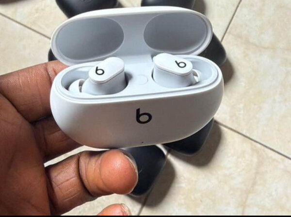 Écouteurs sans fil Beats blancs