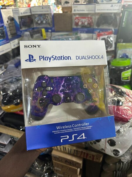 Manette PS4 DualShock 4 Sony