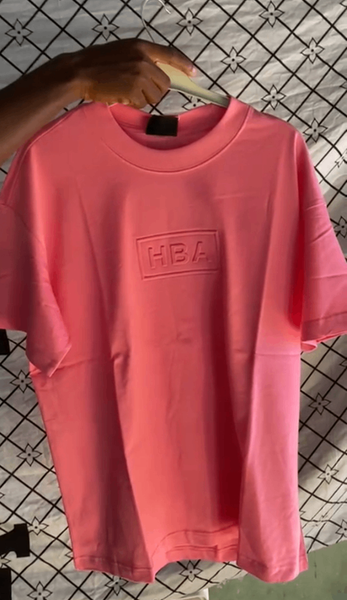 T-shirt uni à logo tendance