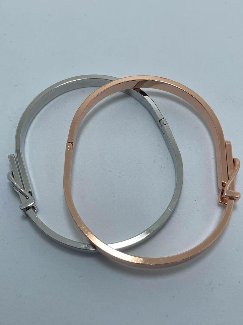 Bracelets élégants en métal