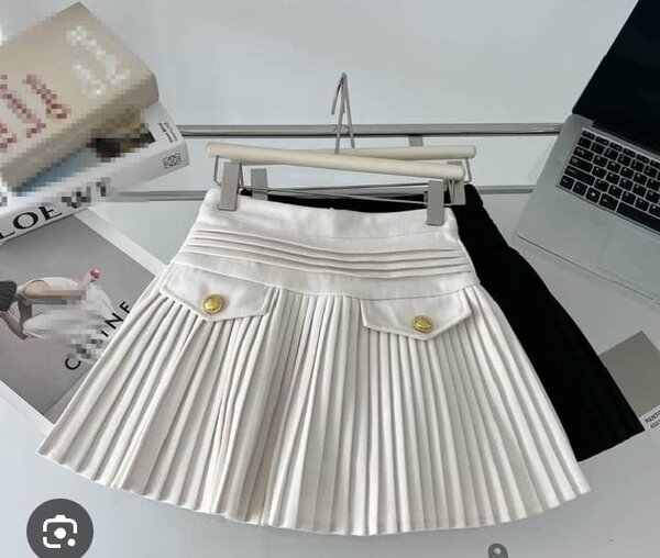 Jupe Plissée Élégante