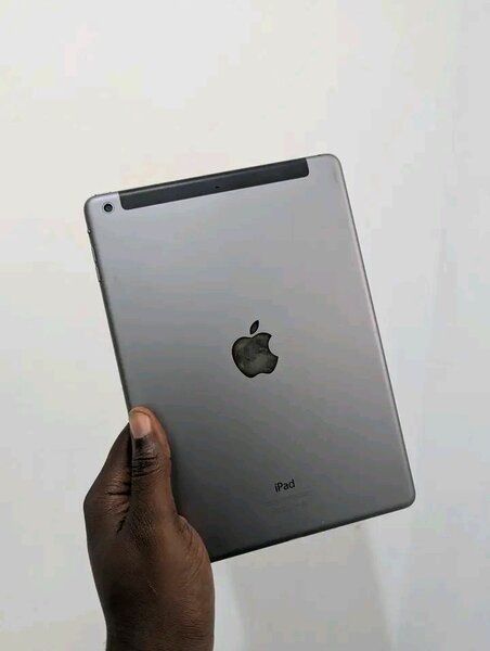 Apple iPad WiFi 32GB