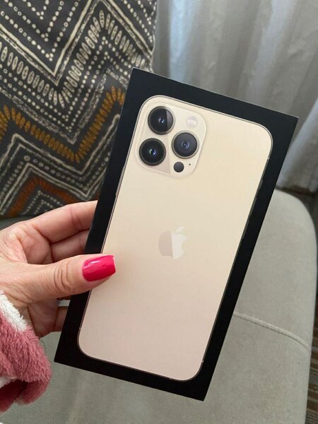 Apple iPhone Pro - Noir & Or