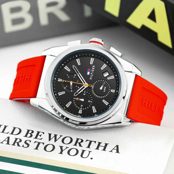 Montre Tommy Hilfiger homme en silicone rouge