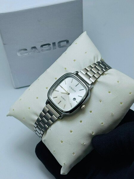 Montre Casio Vintage Élégante