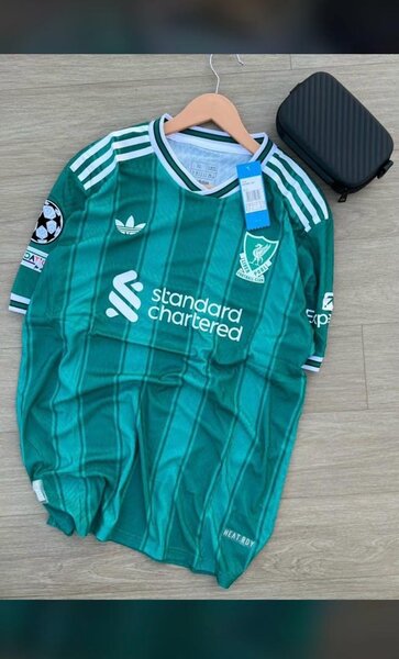 Maillot de football vert Adidas