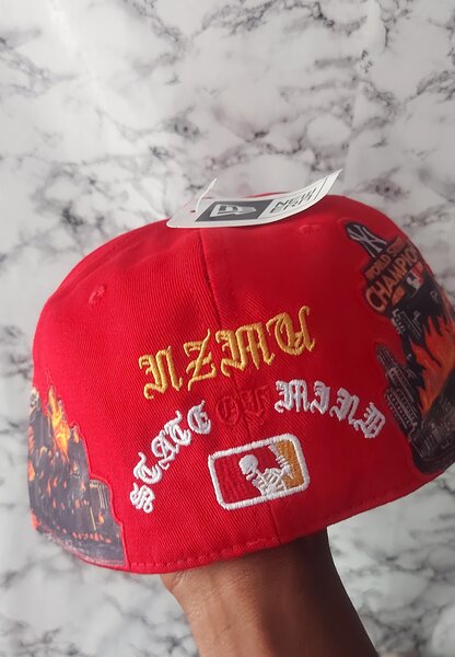 Casquette rouge streetwear