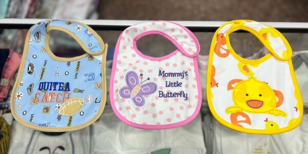 Bavoirs bébé en tissu