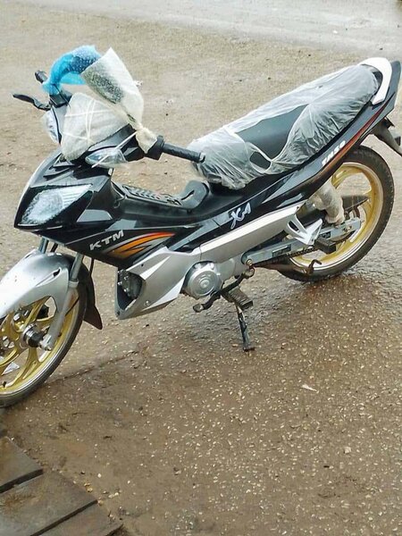 Moto sportive KTM 125cc