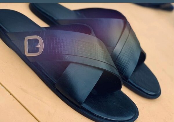 Sandales en cuir homme élégantes