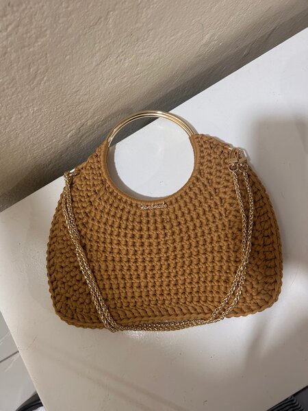 Sac à main crocheté élégant