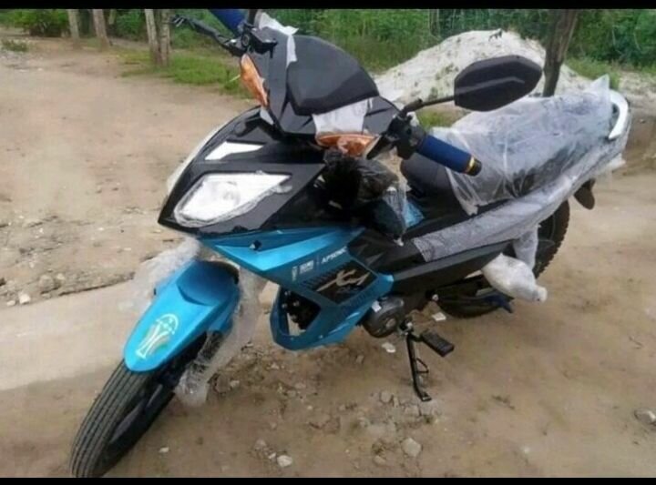 Clé de moto universelle