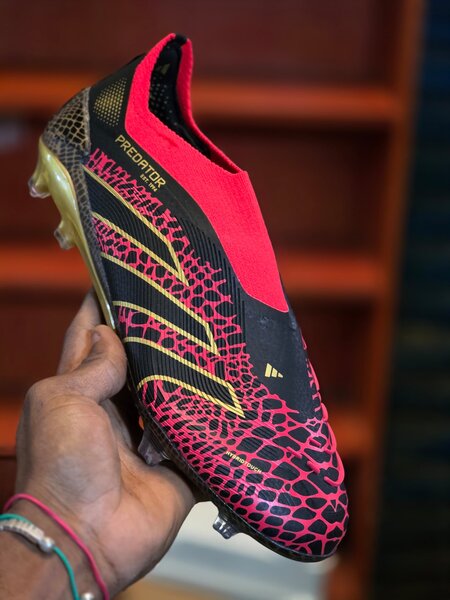 Chaussure de Foot Predator