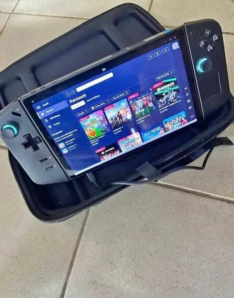 Console portable de jeu innovante