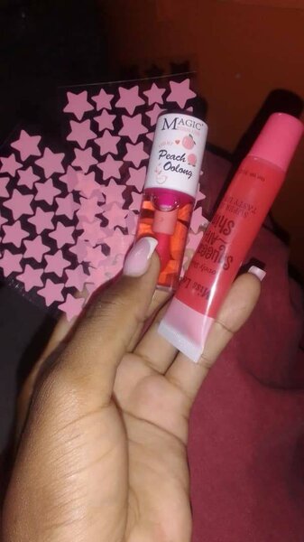 Gloss à lèvres pêche