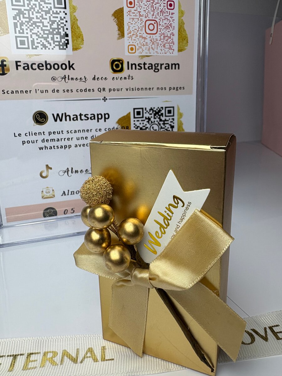 Boîte Cadeau Dorée Luxueuse