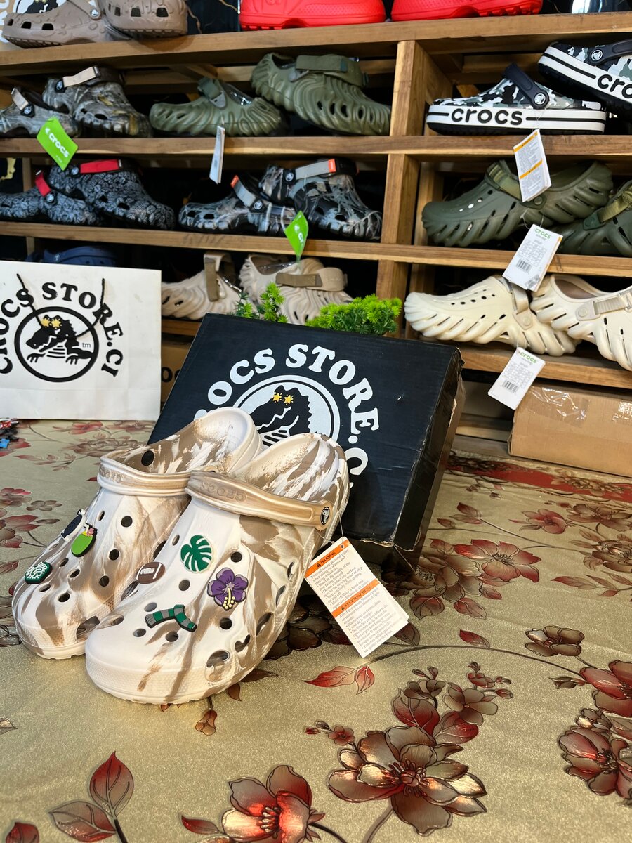 Chaussures Crocs en caoutchouc blanc