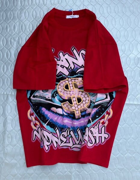 T-shirt rouge imprimée streetwear