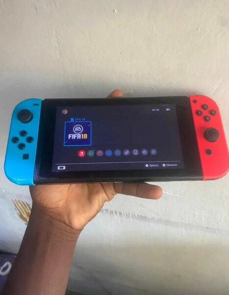 Nintendo Switch Console