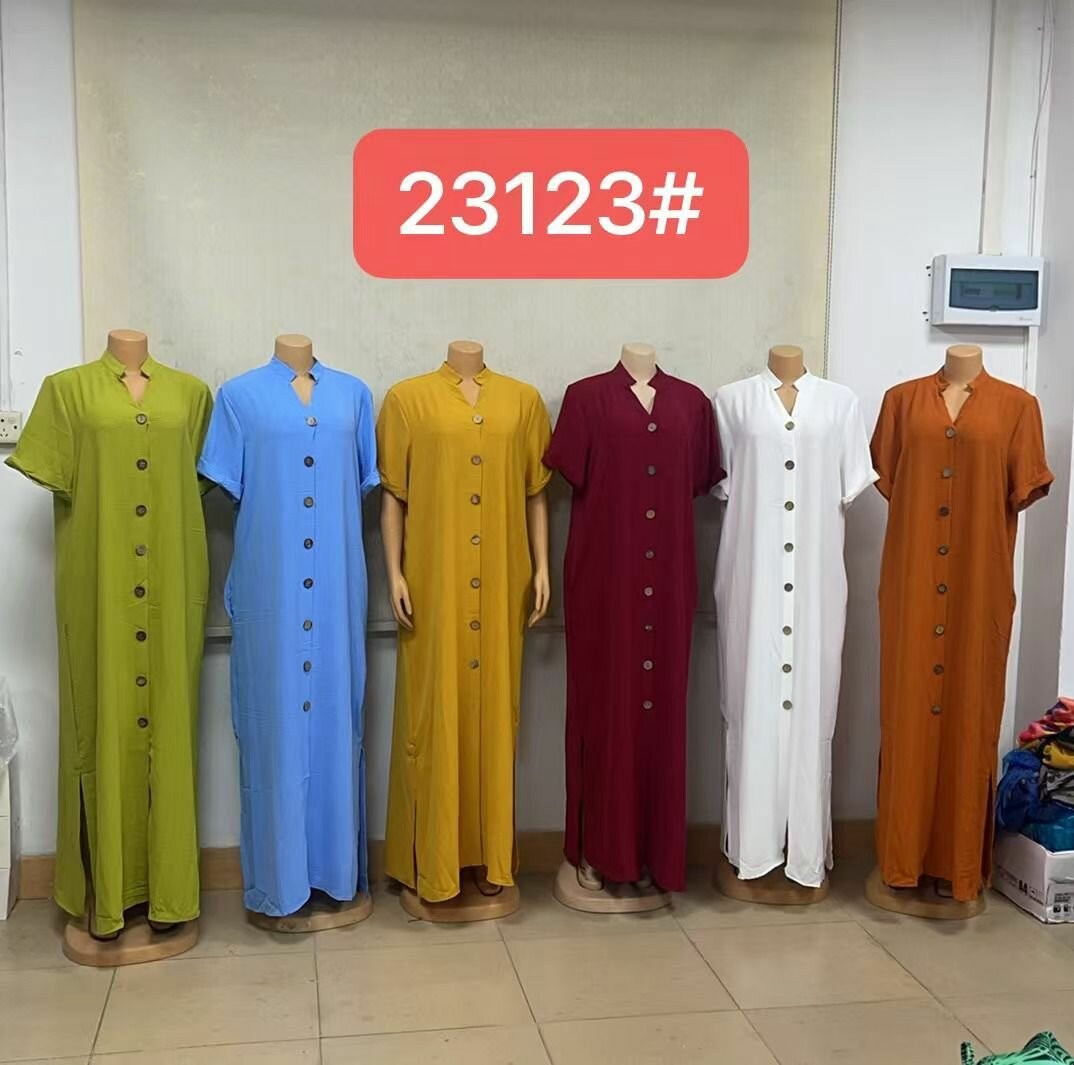 Robe longue boutonnée élégante